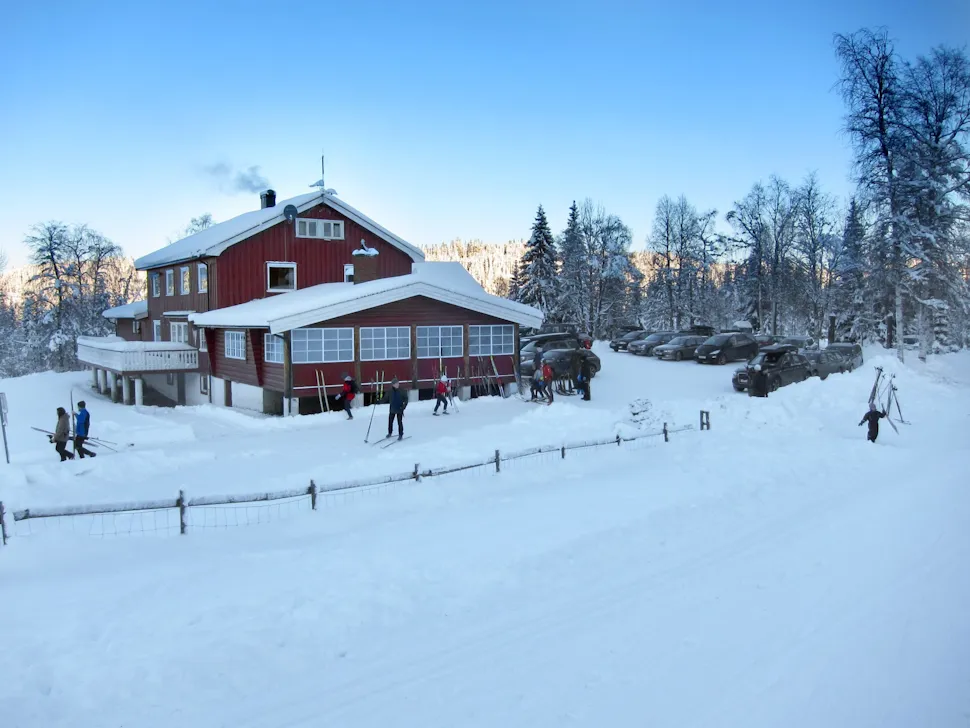 Mange startet skituren ved Eiksetra