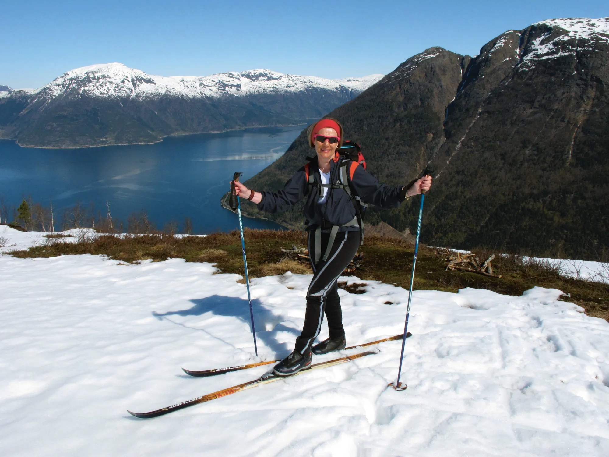Dronning Sonja på ski