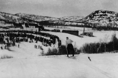 skiløper i historisk bilde