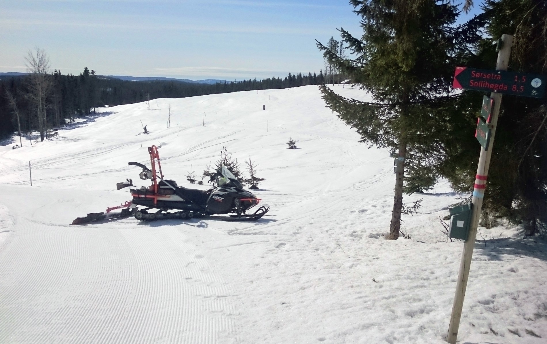 10. april og fortsatt fine forhold ved Finneflakseter