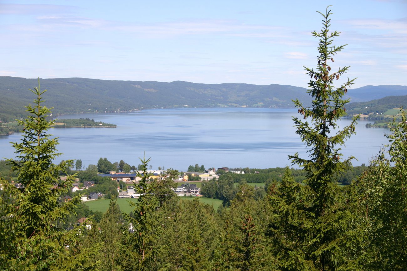 Åpning mot Randsfjorden