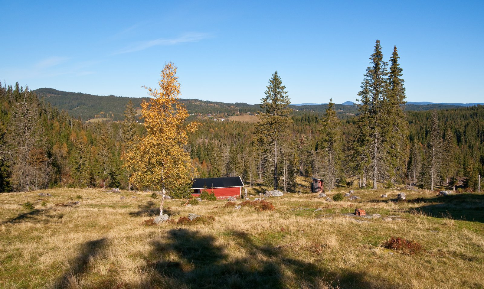 Åssjøsetra i høstdrakt