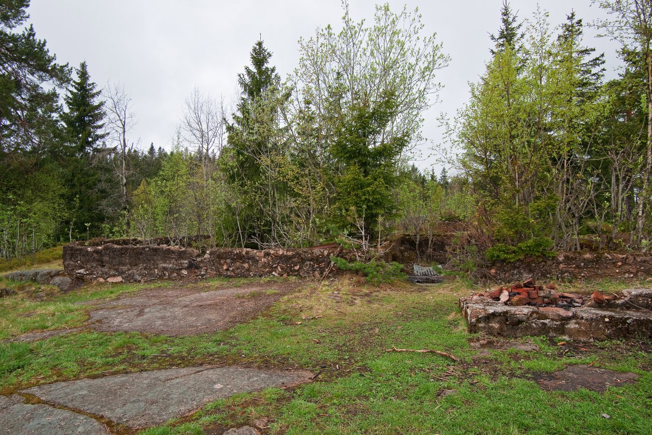 Bare grunnmuren igjen