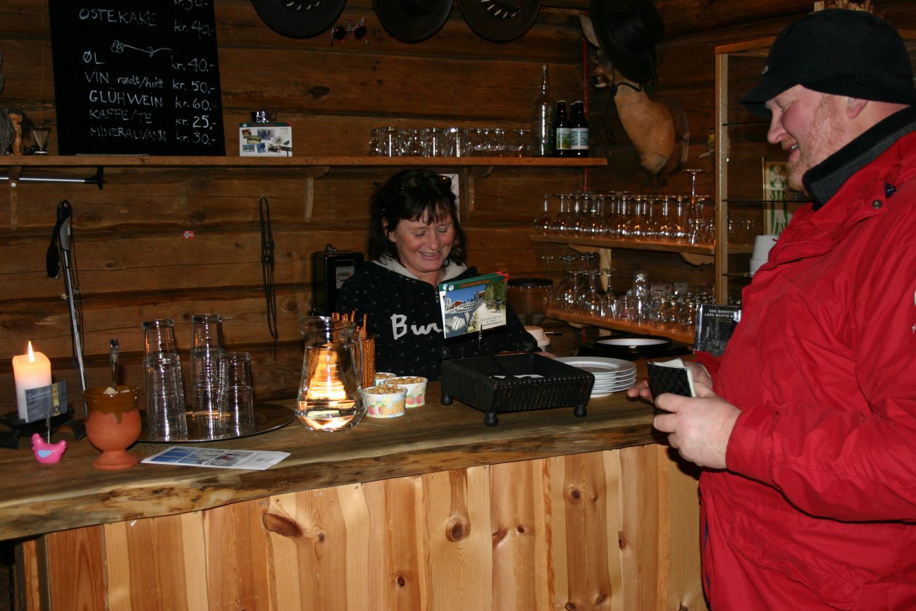 Betale - og så ut igjen