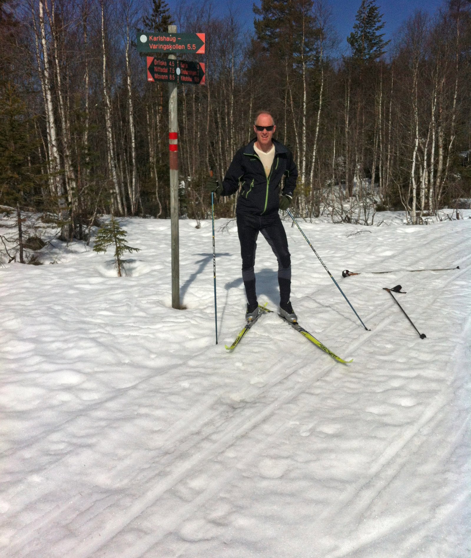 Børge og Vegard ved Holmetjern