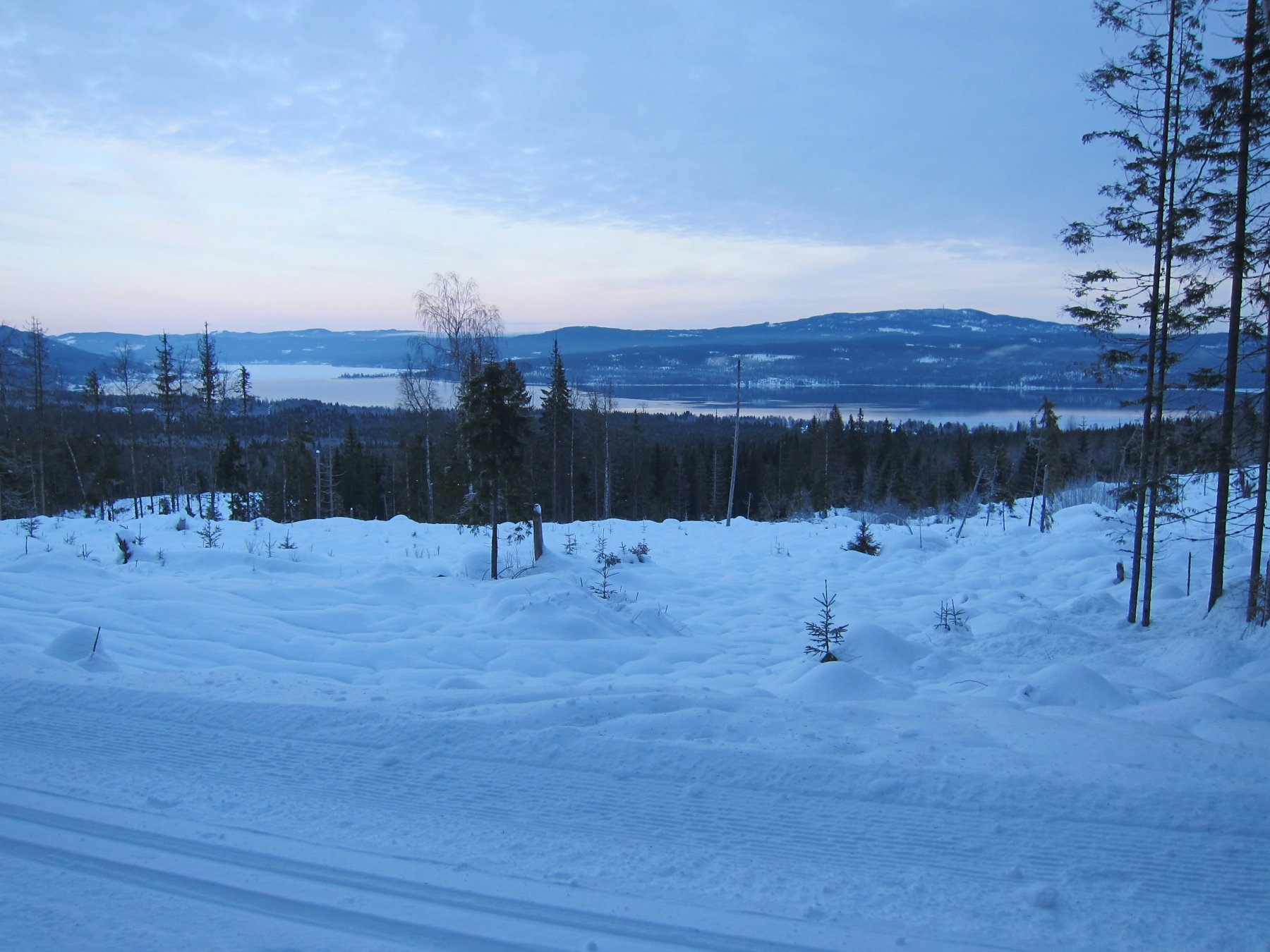 Delvis isfritt på Hurdalssjøen