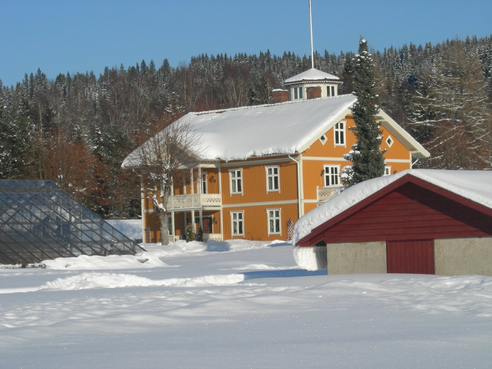 Det gule huset med tårnet
