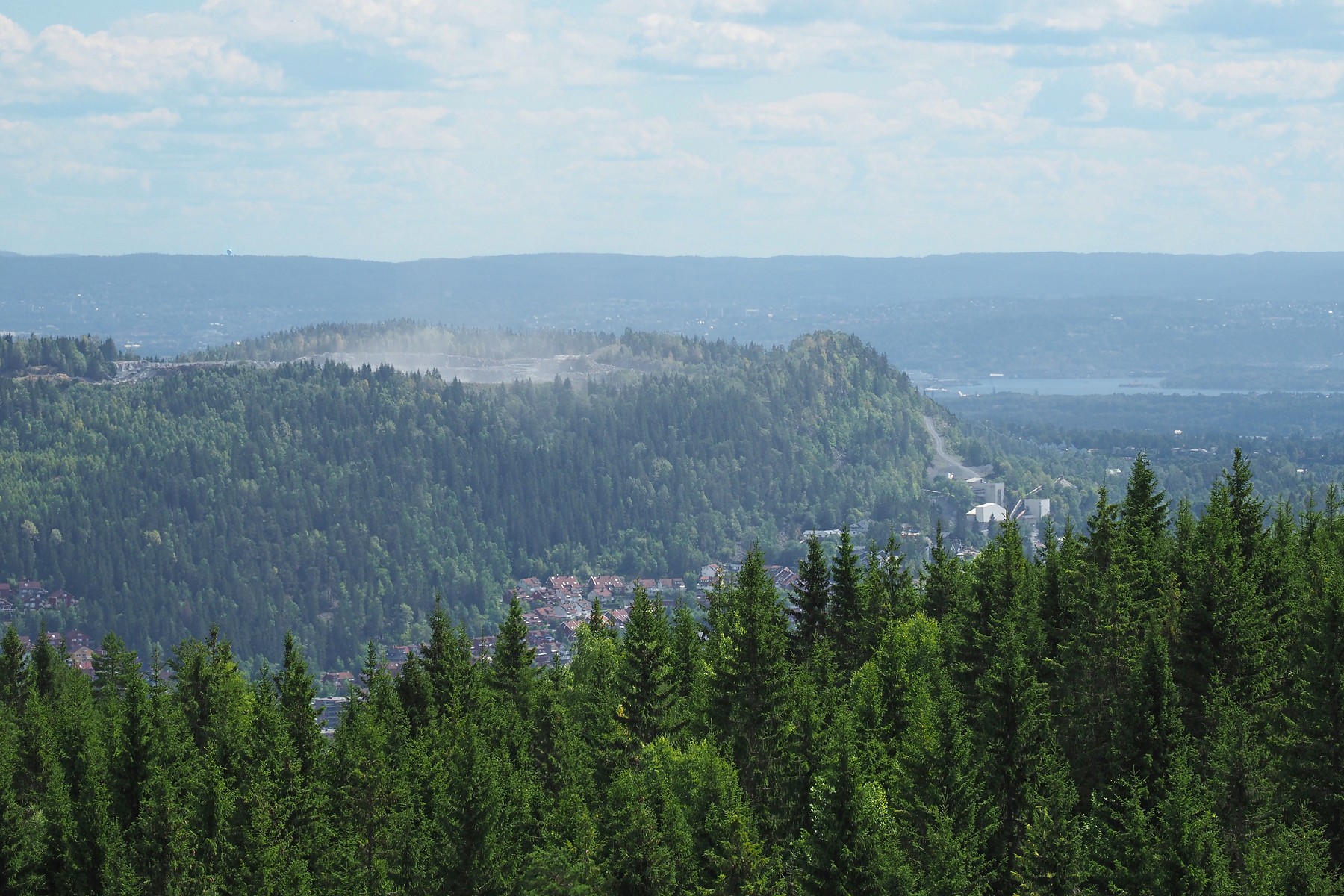 Det ryker fra Steinshøgda