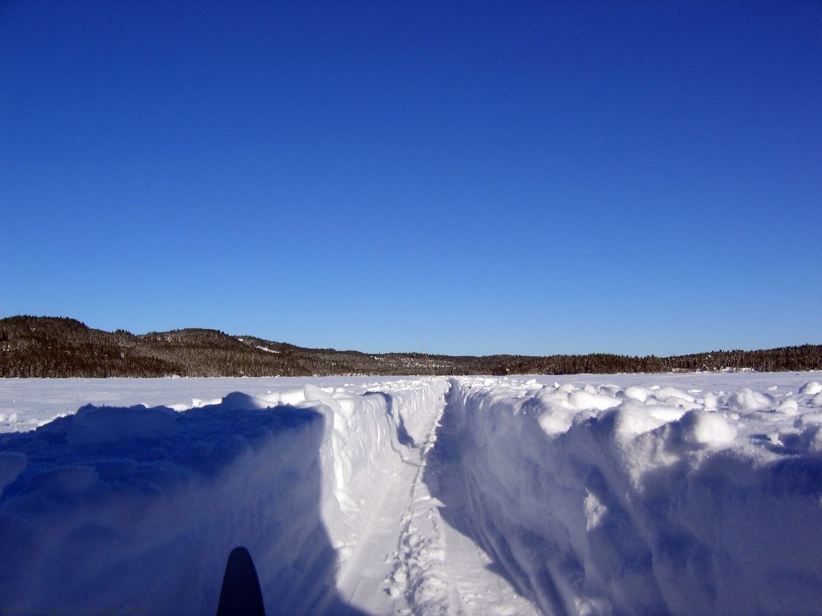 Dype spor over Helgeren