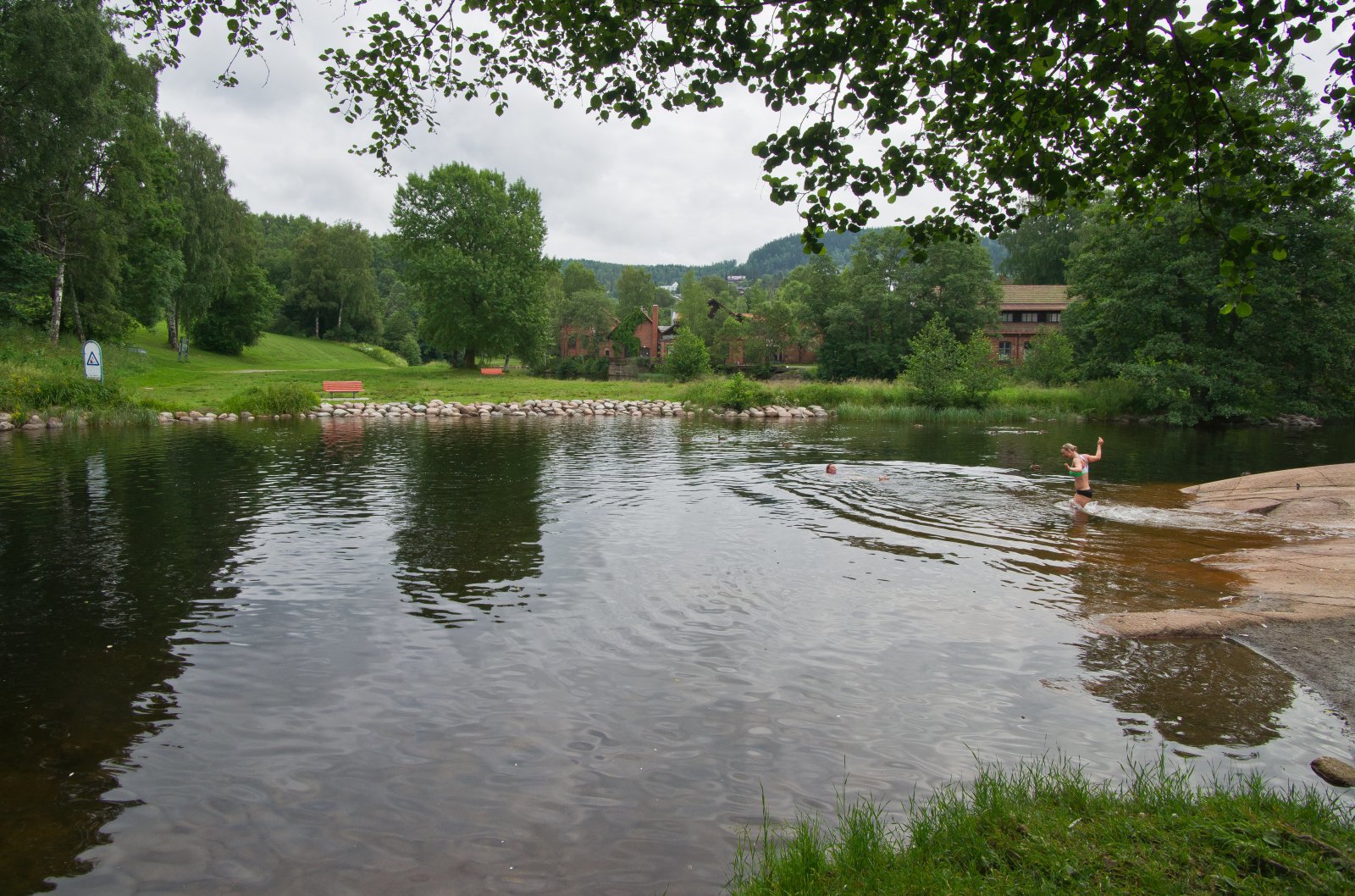 En dukkert i Brekkedammen