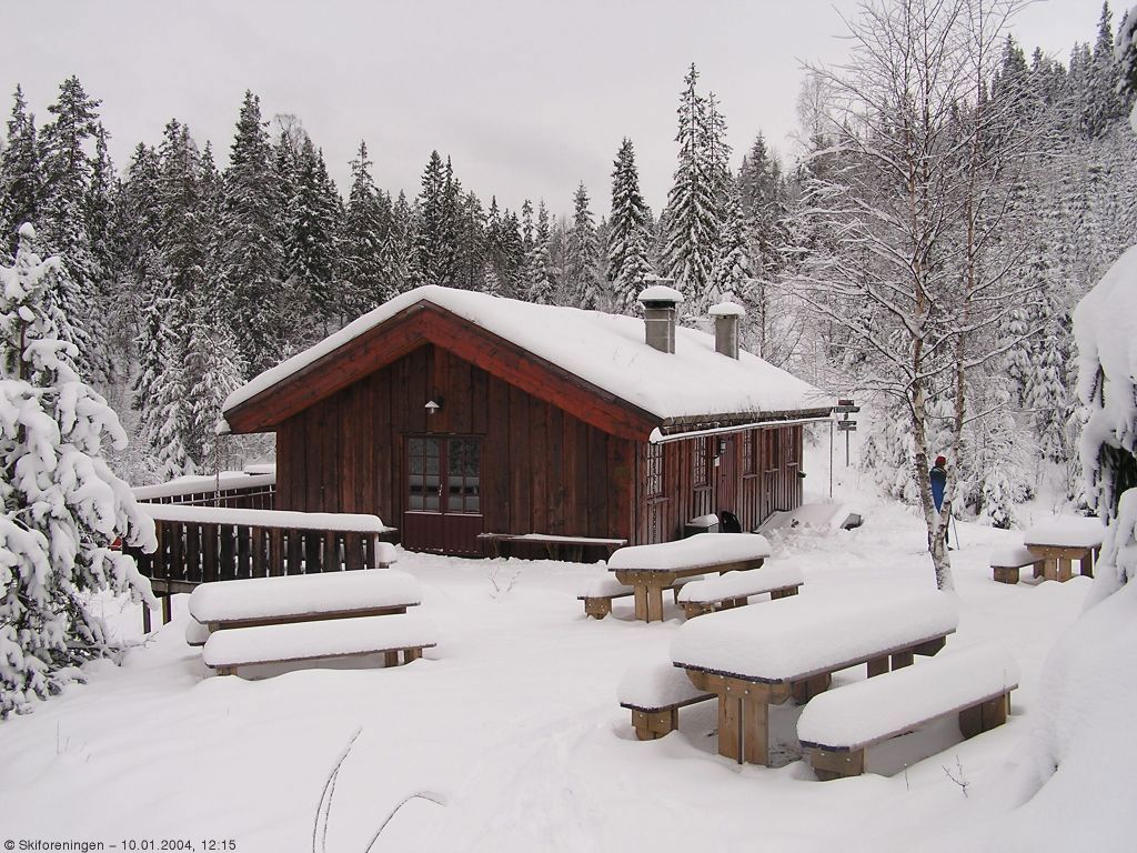Endelig vinter ved Setertjernstua også