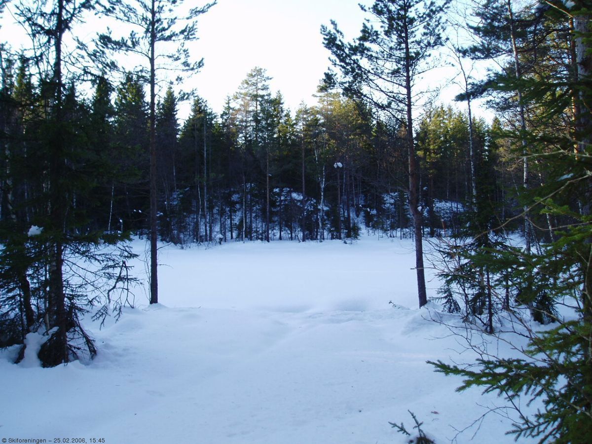 Et av mange Igletjern i Østmarka - dette er på lørenskogsiden
