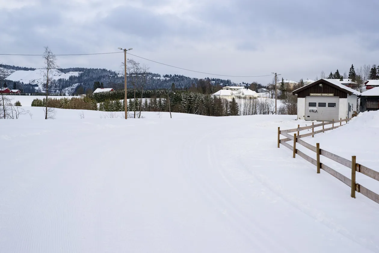 Fin prepping på skistadion Fin prepping på skistadion