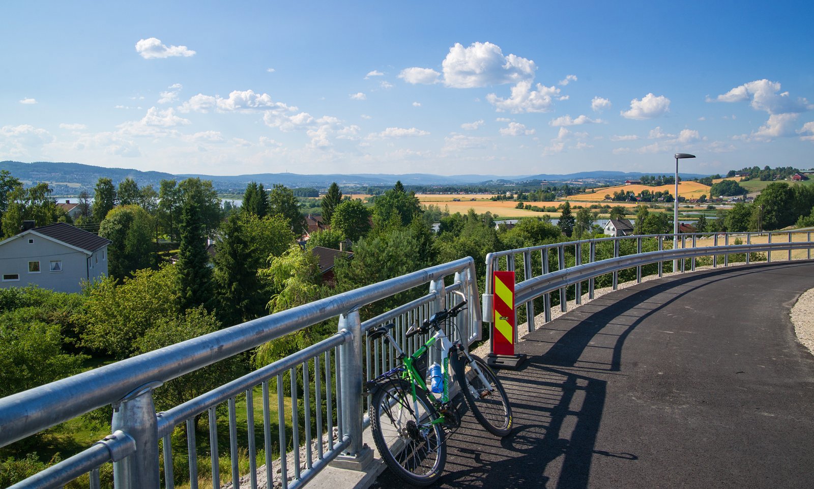 Fin sykkelvei - fin utsikt