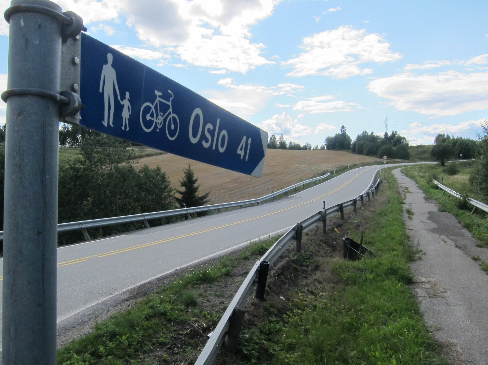 Fire mil til hovedstaden