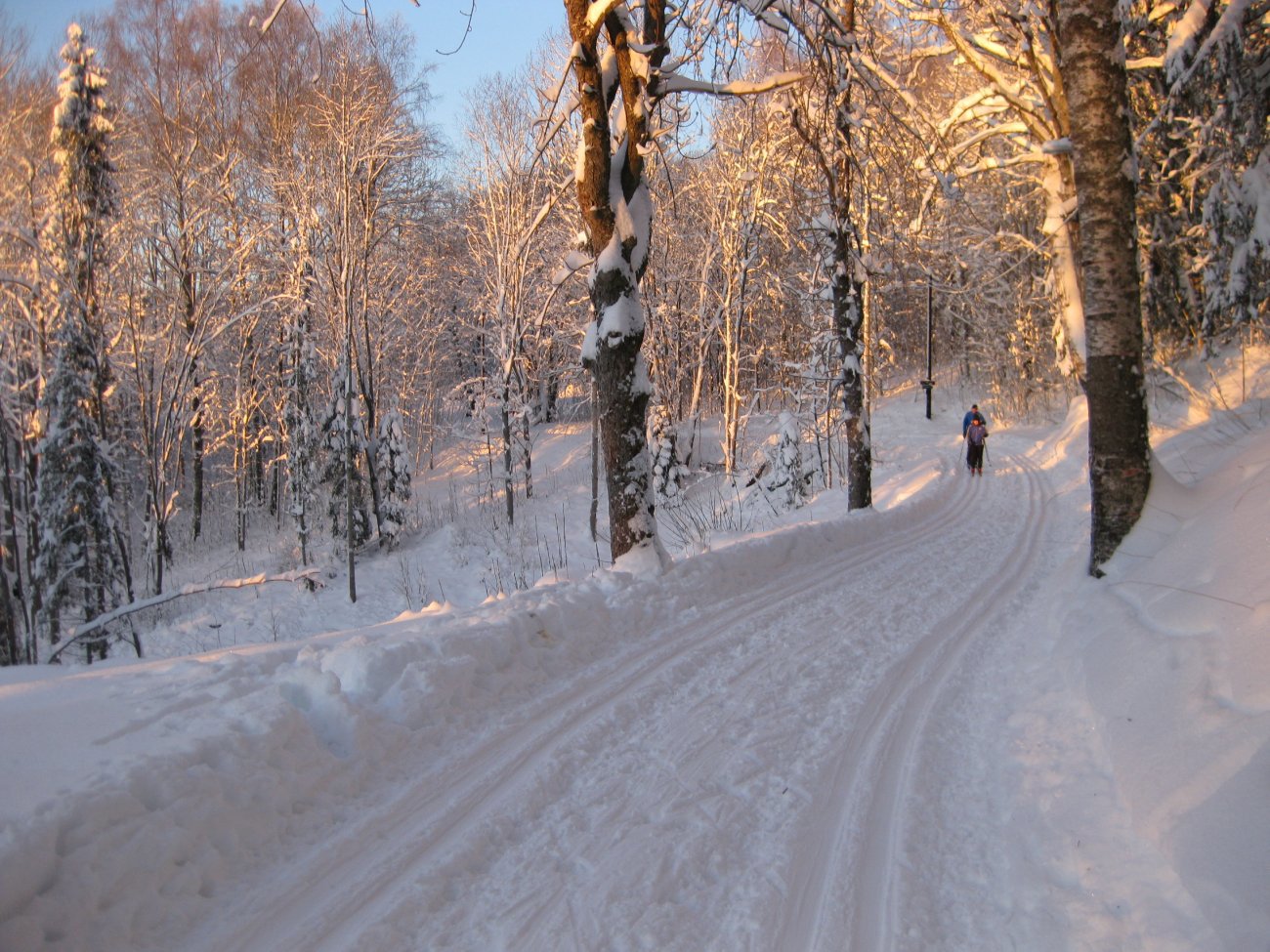 Flott belysning ved Sarabråten
