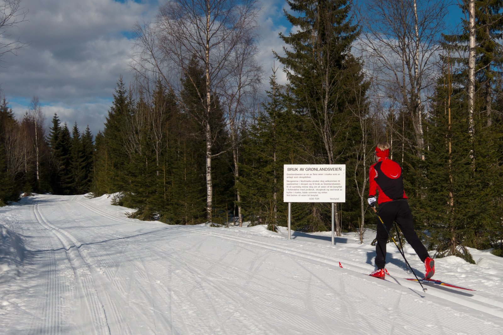 Flotte forhold for vårskiløping på Langåsen