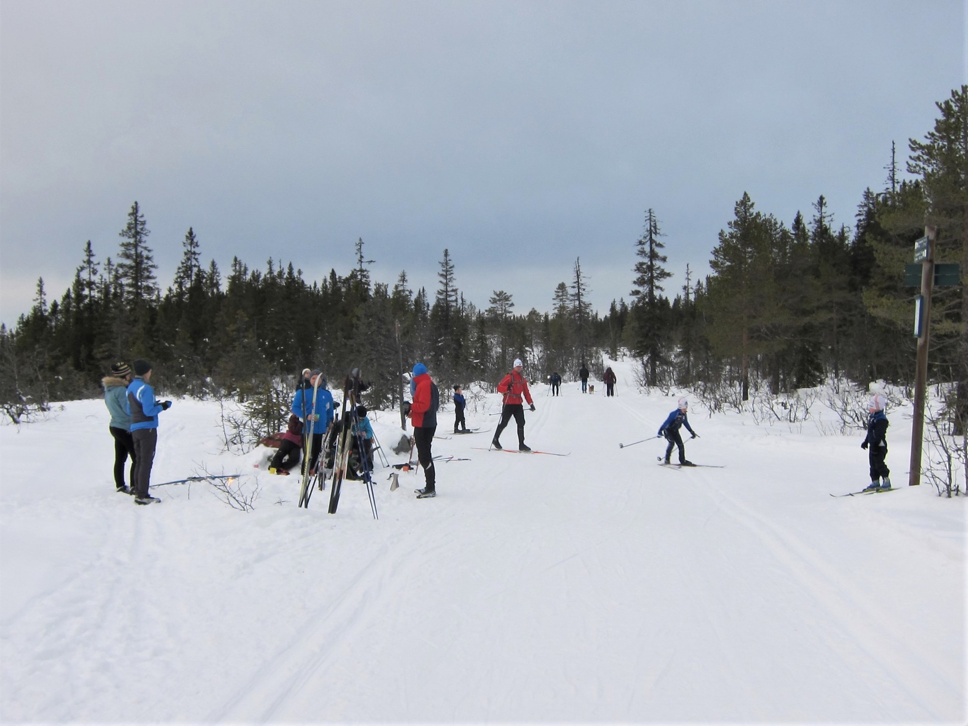 Folksomt i løypekrysset