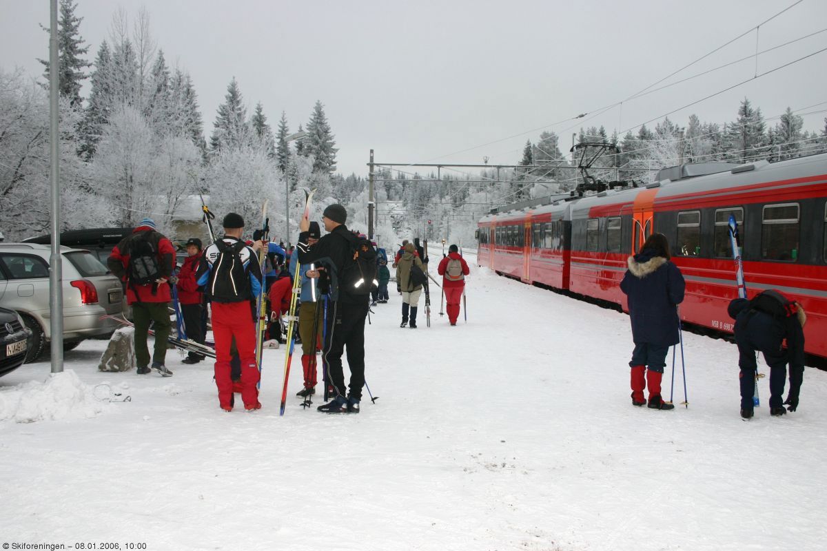 Først toget - så Marka