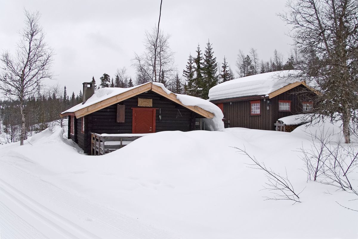 Fortsatt full vinter ved Skarvåsbu
