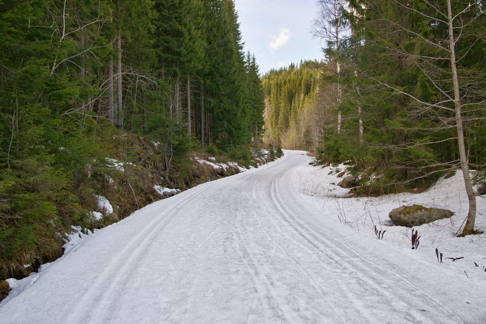 Fortsatt litt skiføre på Gråseterveien