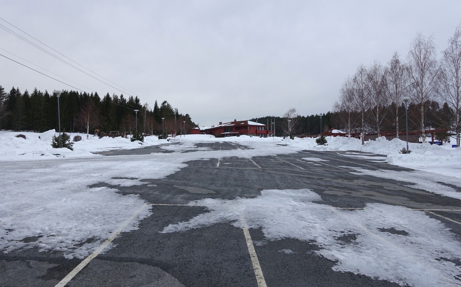 Fortsatt snø på Storøya