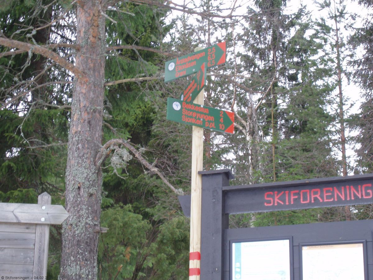 Fra P-plassen på Grøsåkervangen