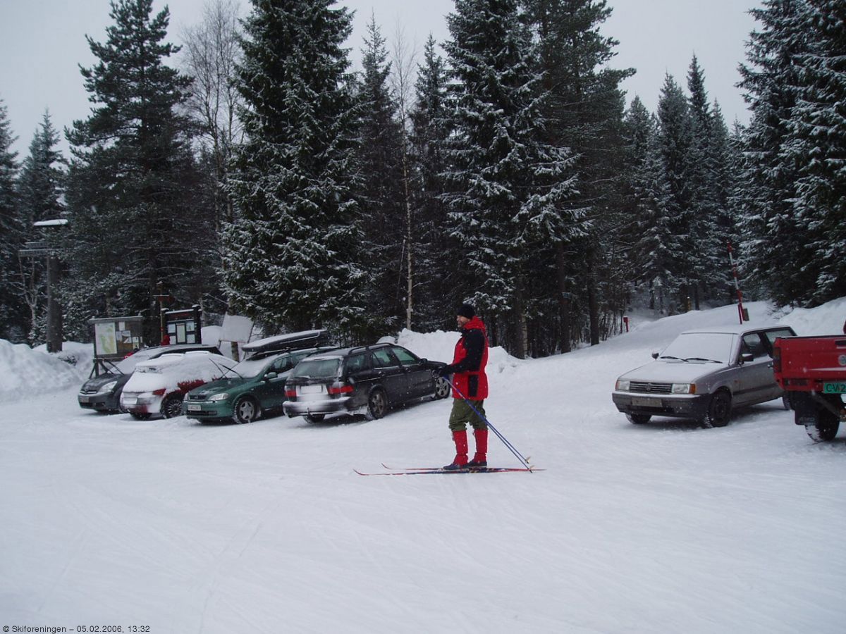Fra utfartsparkeringen på Grøsåkervangen
