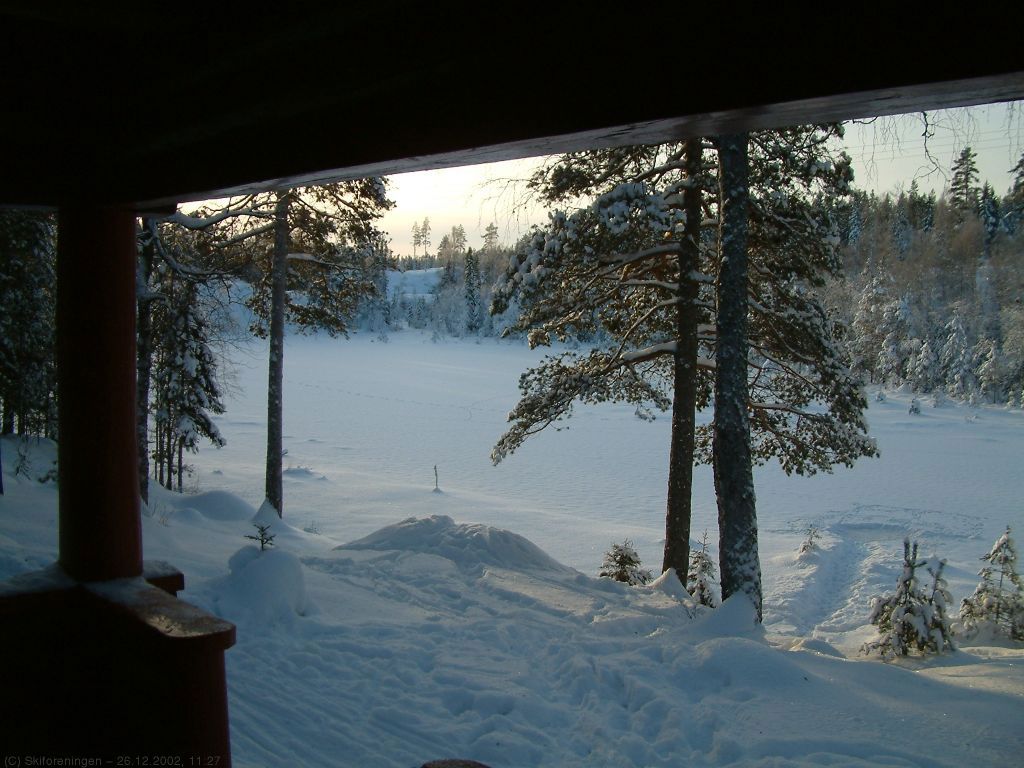 Fra verandaen på Spikertjernhytta