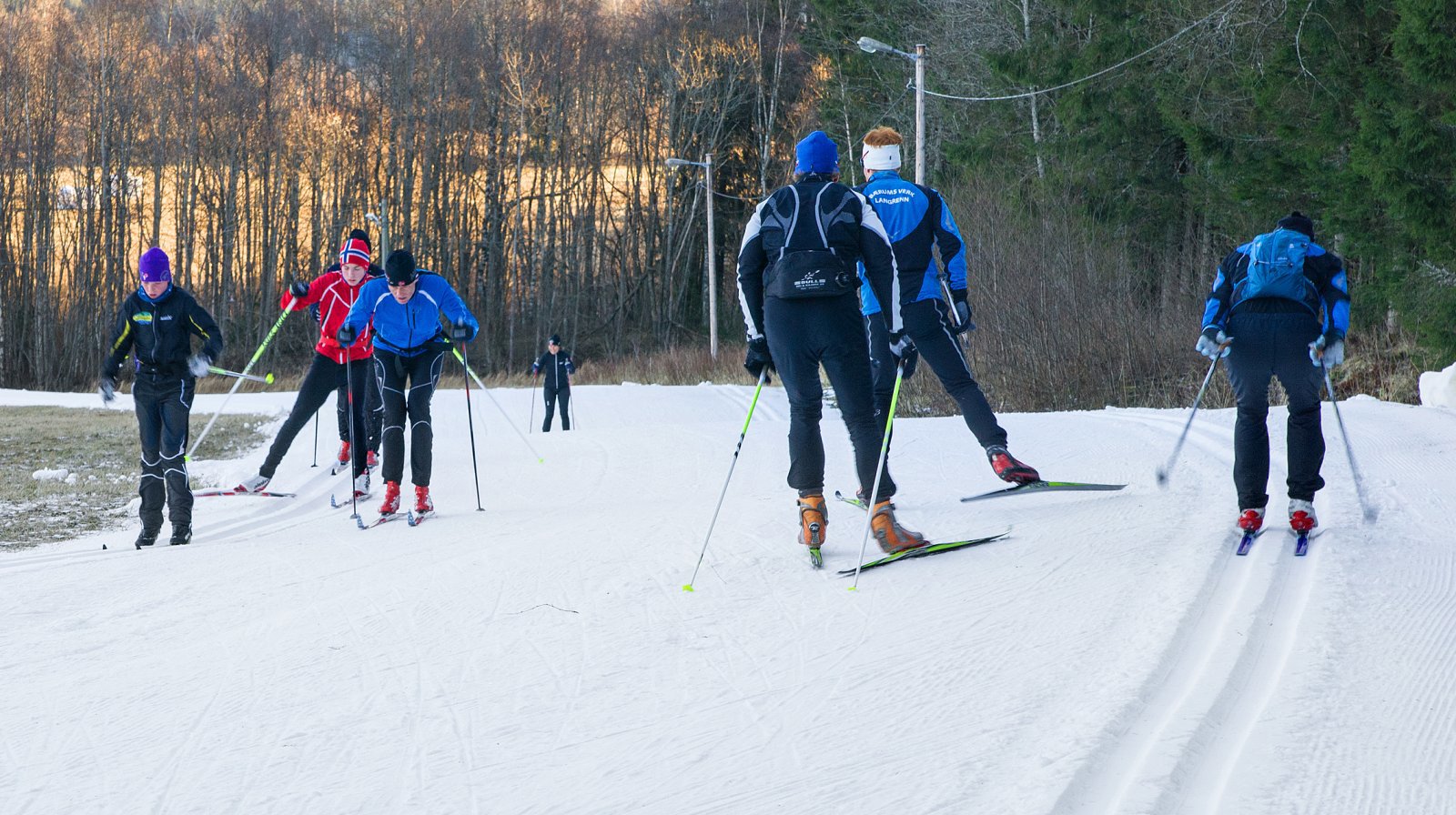 Full fart i lysløypa!