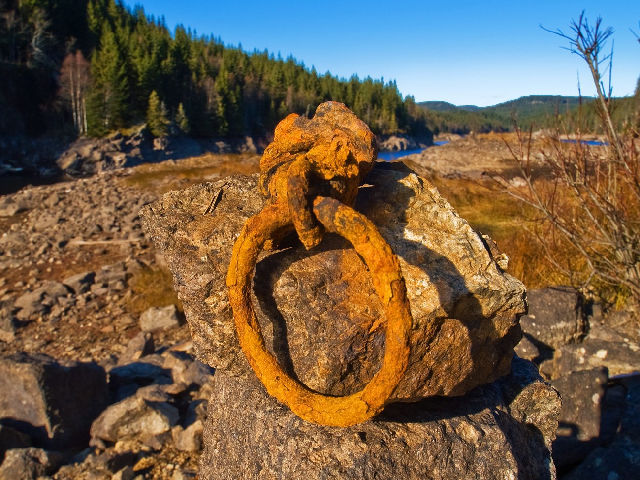 Gammelt fortøyningsfeste ved Langlivannet