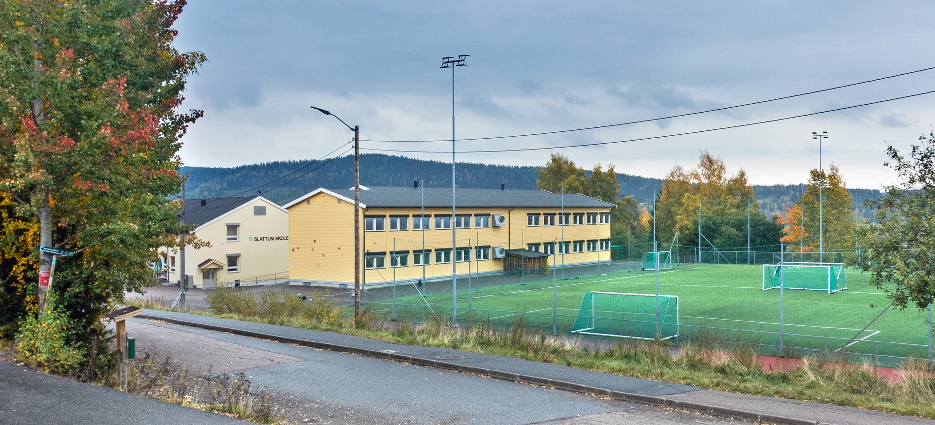Gråvær ved Slattum skole