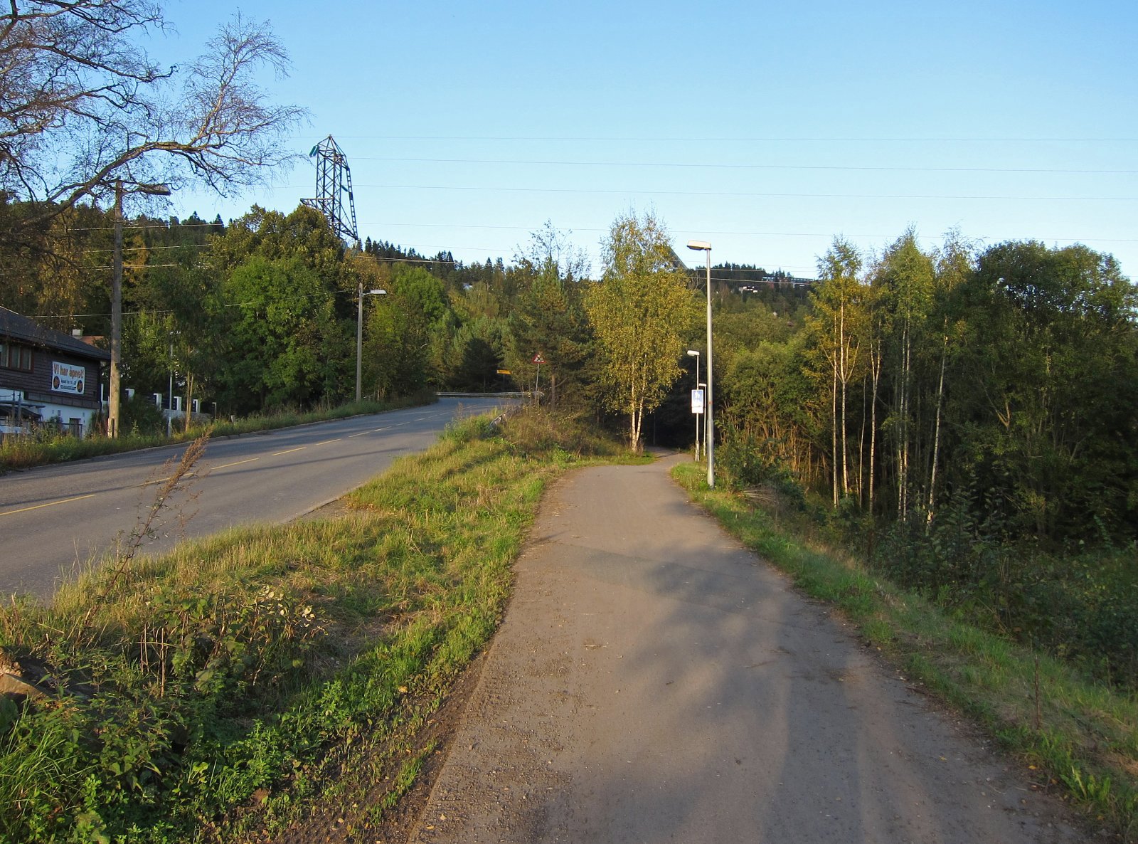 Høstlig aftensol ved Ankerveien