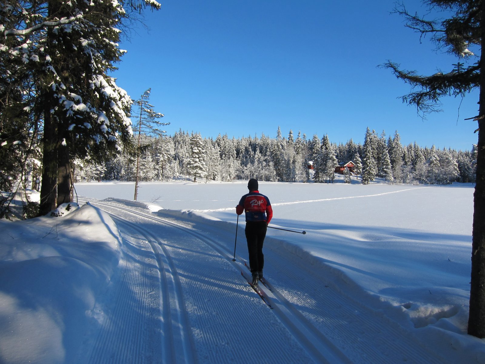 I fine løyper langs Kjulstjern