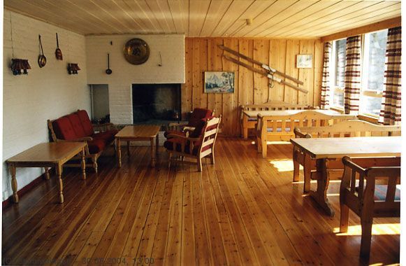 Inne i stua på Vangen