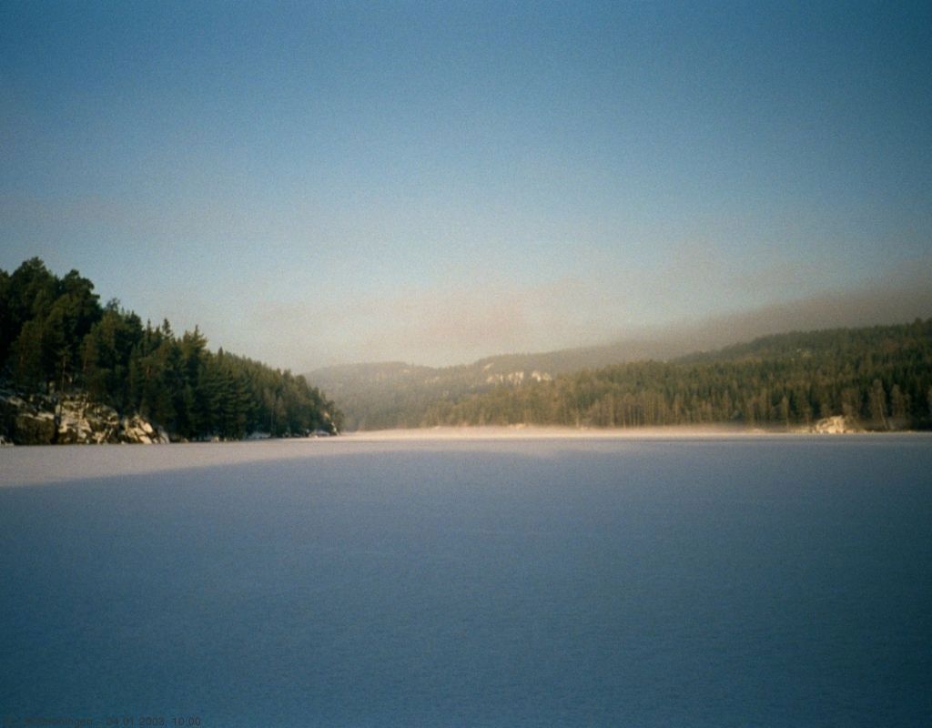 Kaldt over Nøklevann mot Mariholtet
