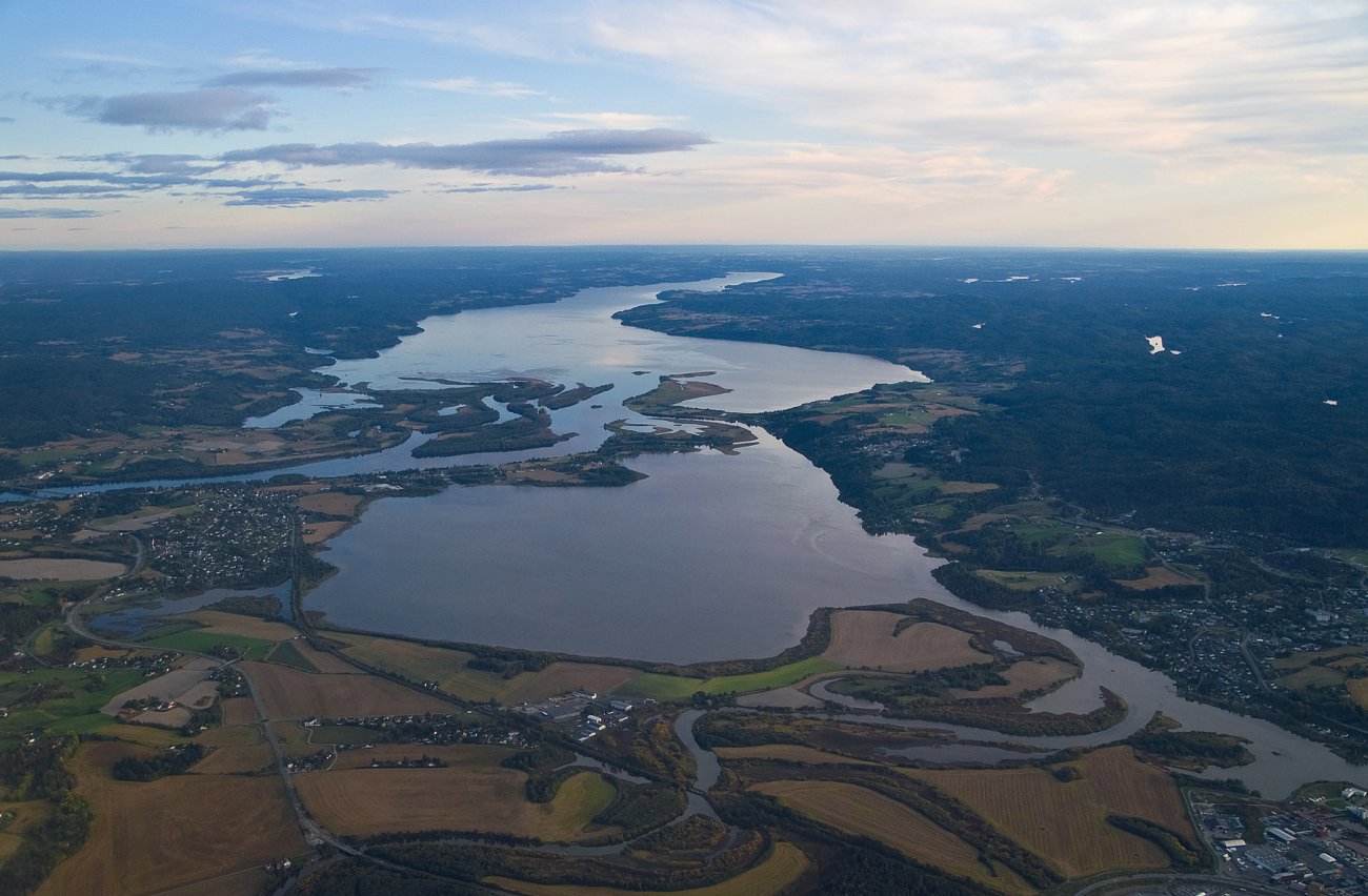 Kveldsflyvning over Øyeren
