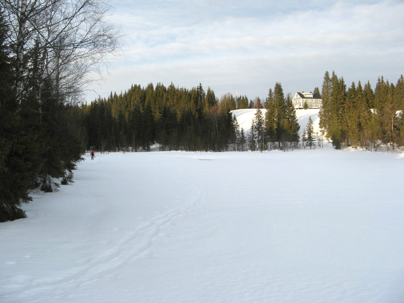 Kveldssol over Trantjern gård