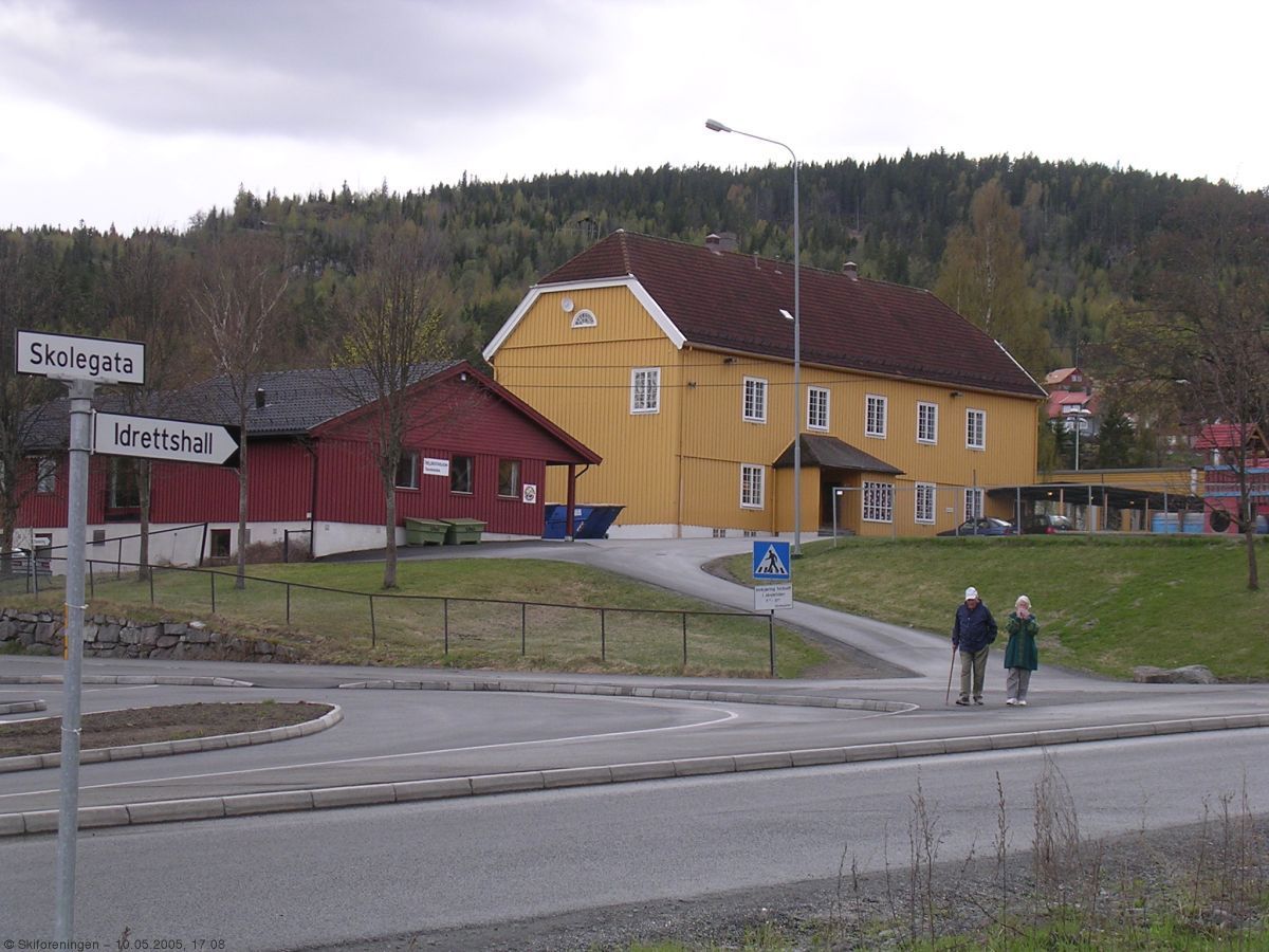 Lommedalen skole - innfallsport til Krokskogen
