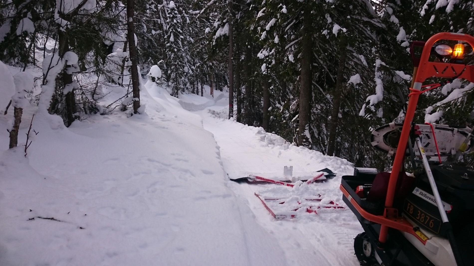 Løypearbeid er også måking og slådding