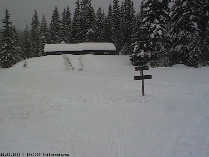 Løypekryss ved Spålsbu i sydøstenden av Spålen