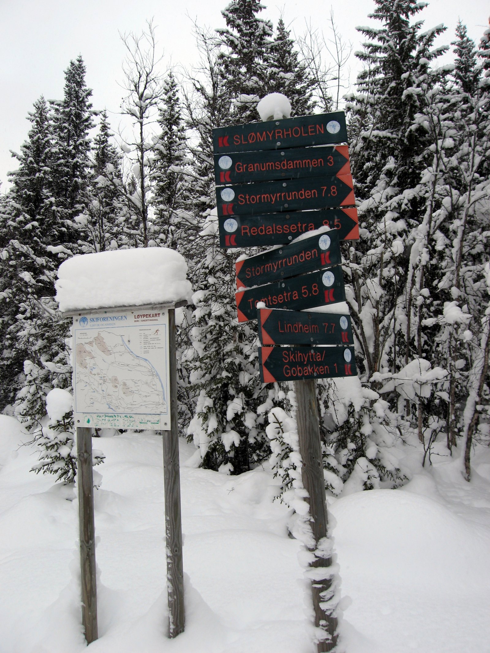 Løypekrysset ved Slømyrholen