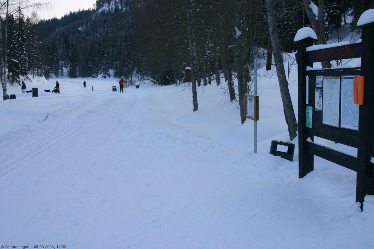 Løypestart ved Mønevann