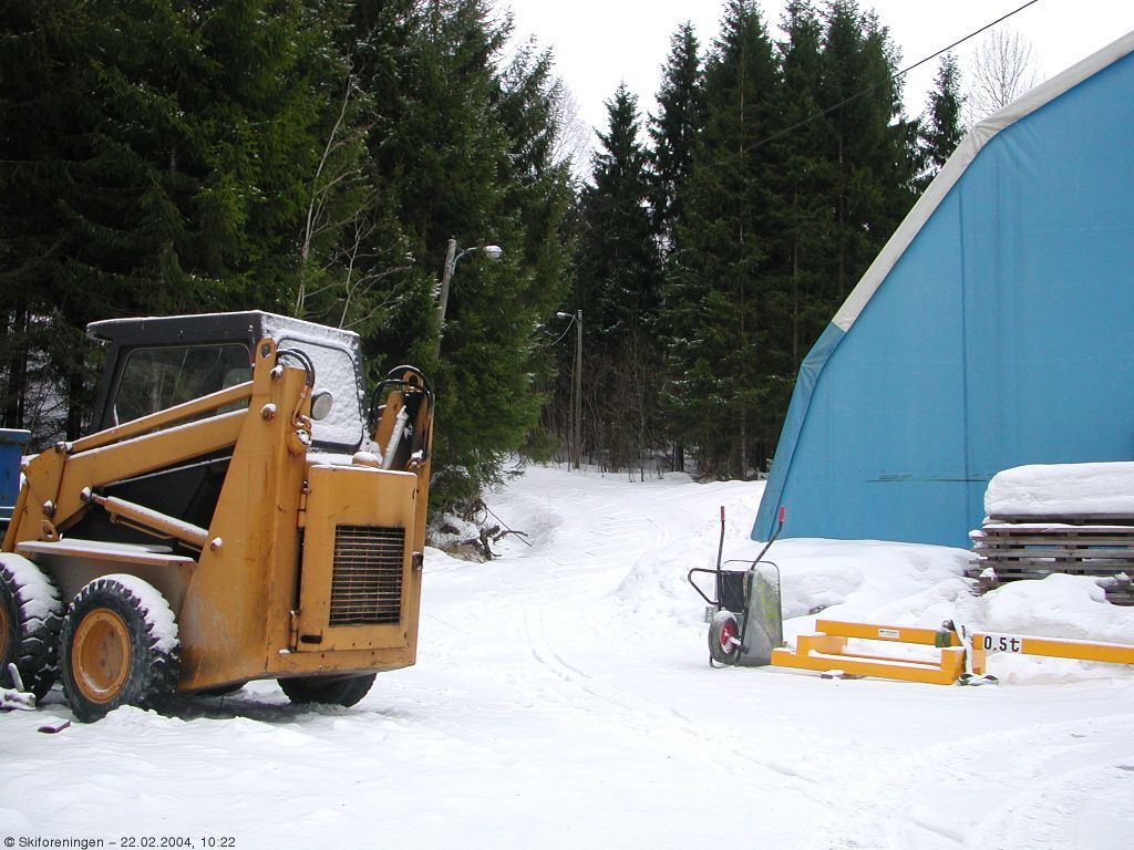 Lysløypa går til venstre for trillebåren