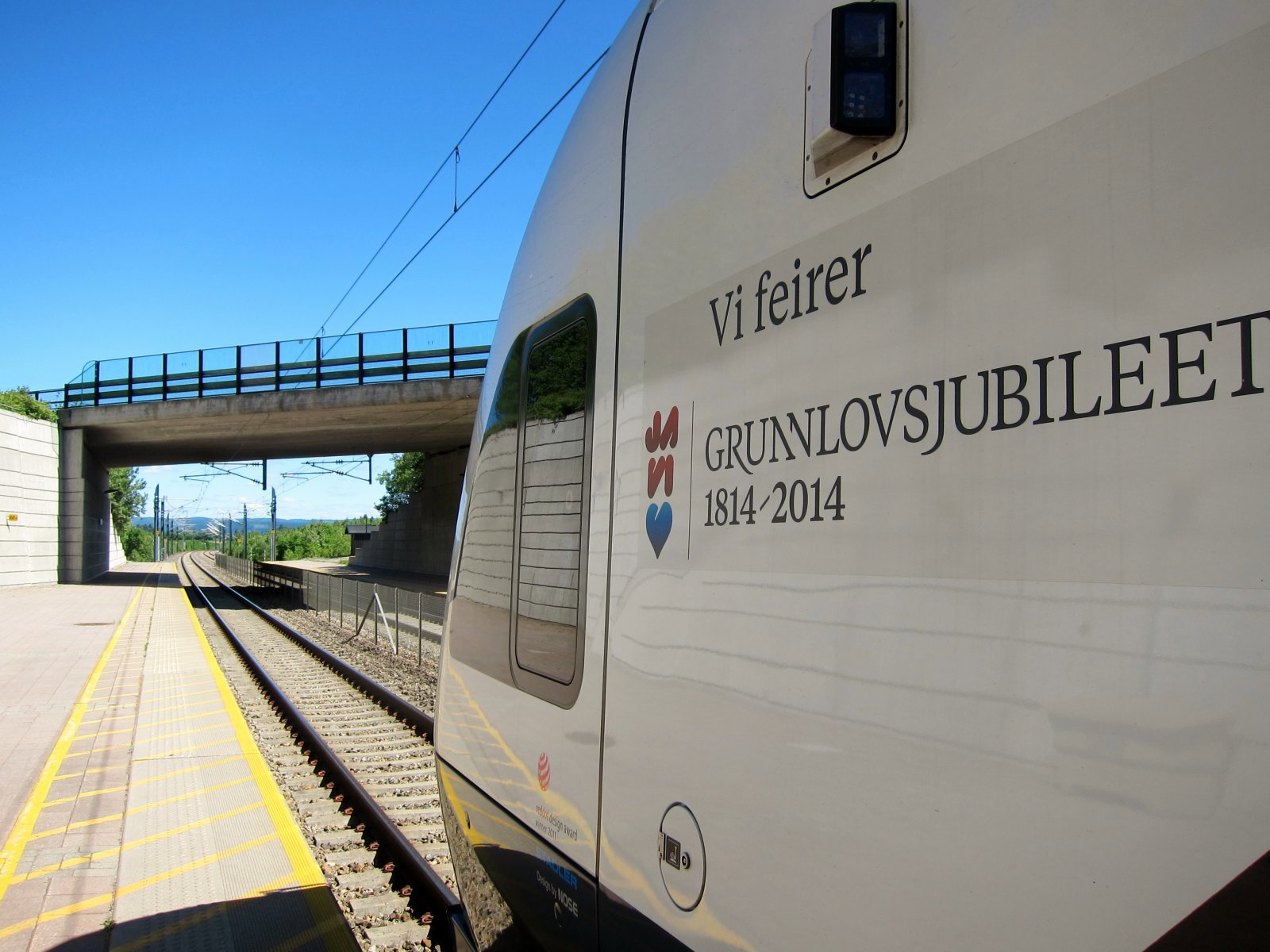 Markerer grunnlovsjubileet