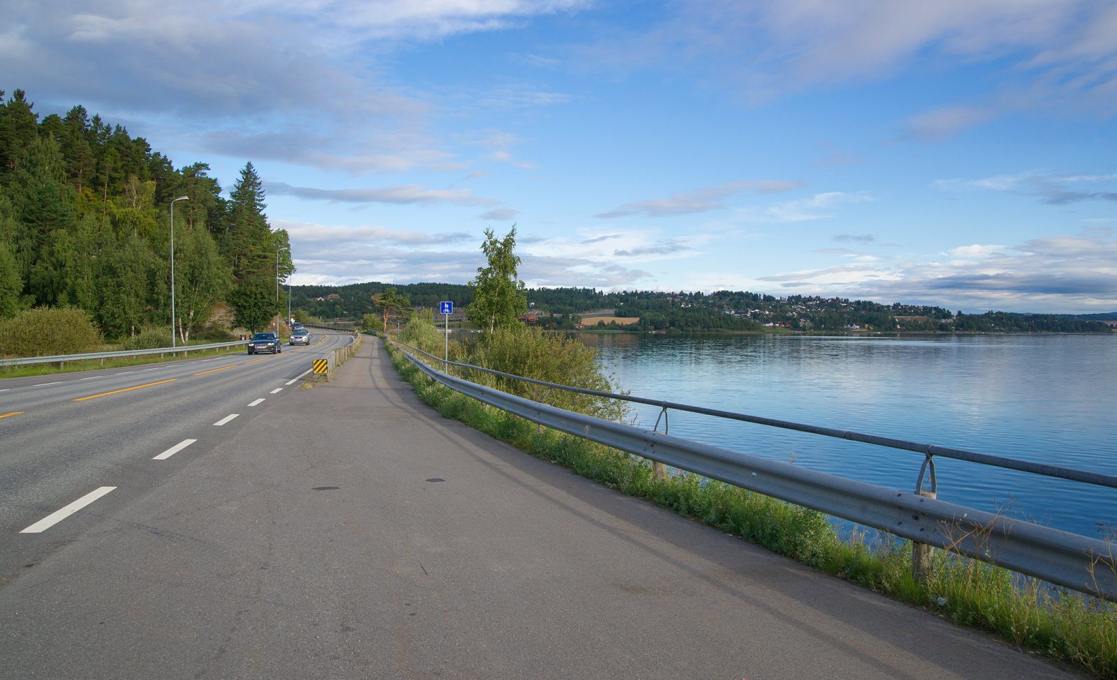 Morgen ved Steinsfjorden