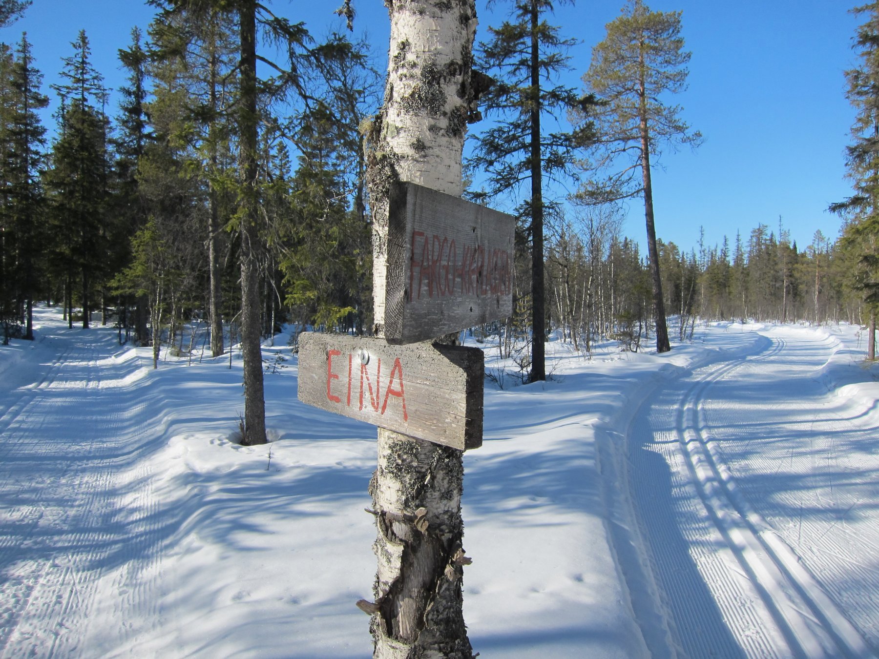 Mot Eina eller KK-plassen fra Olamyra