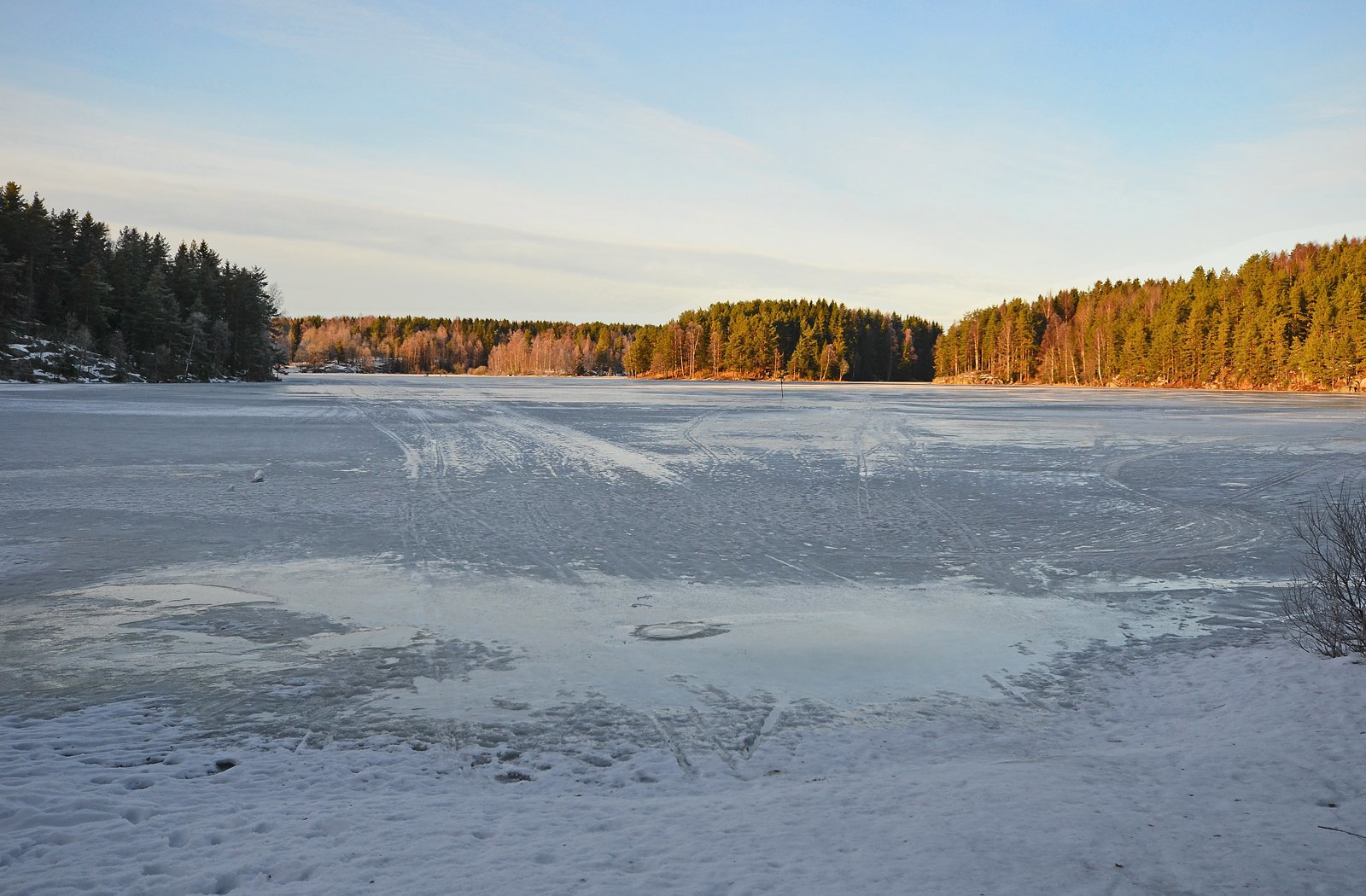 Nøklevann: preppet for skøyting etter naturmetoden