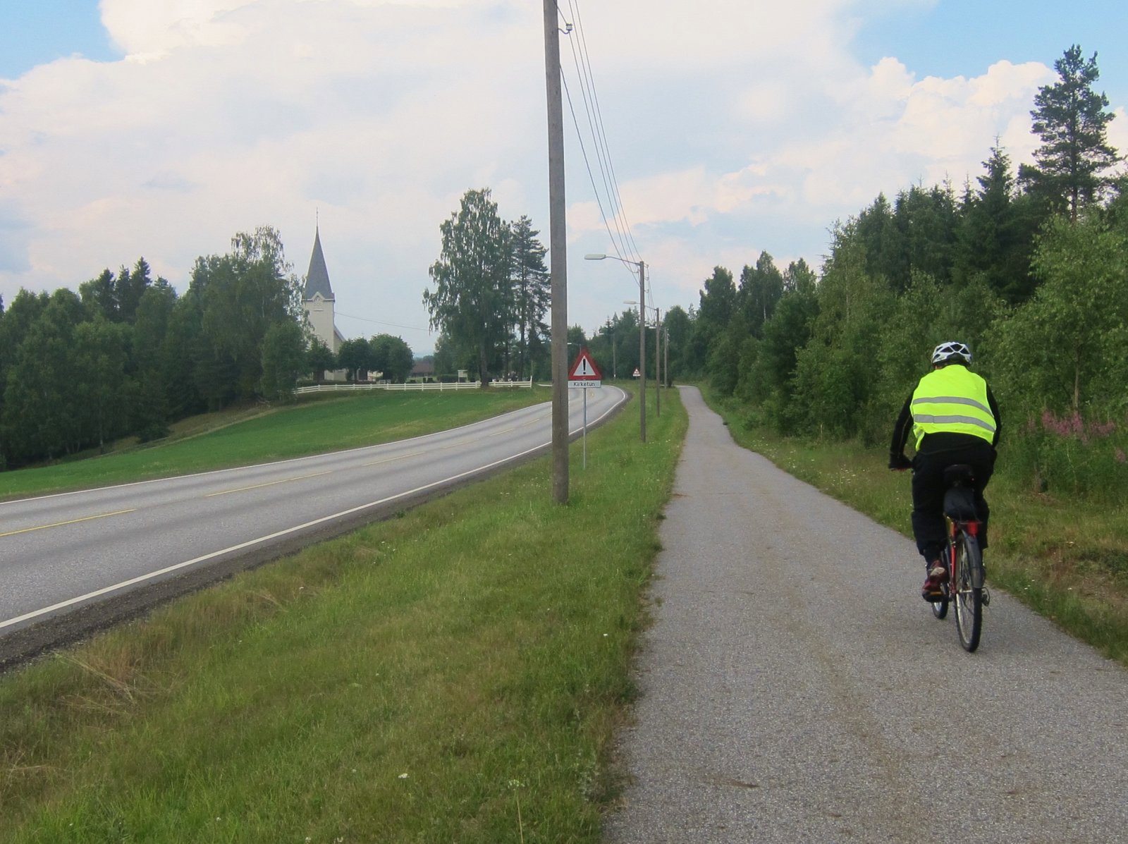 Nordover ved Mogreina