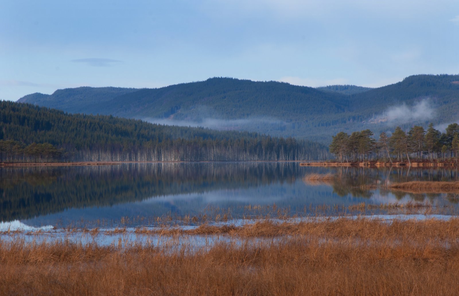 November ved Skrukkelisjøen